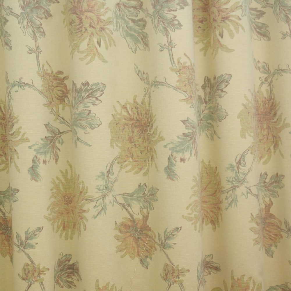 MUMS - ANTIQUE FABRIC